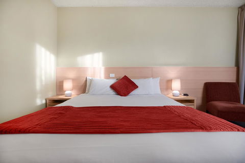 Adelaide Road Motor Lodge - Accommodation Cooktown 9