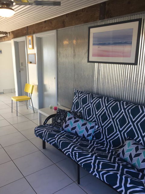 SHAKIN' SHACK - Accommodation Cooktown 10