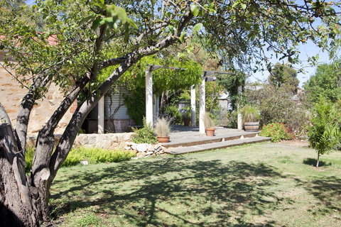 The Fruiterer's - Accommodation Cooktown 7