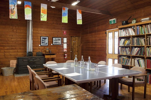 The Fruiterer's - Accommodation Cooktown 10