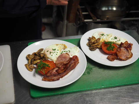 The Fruiterer's - Accommodation Cooktown 1