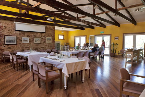 The Fruiterer's - Accommodation Cooktown 12