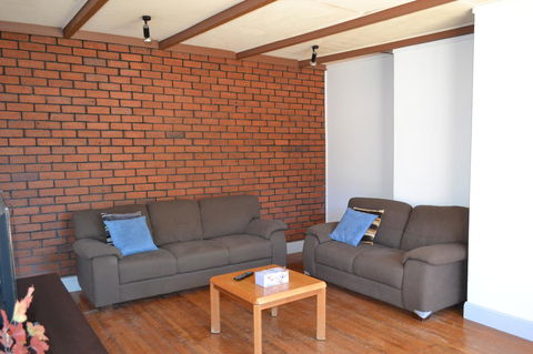 Prospect Holiday House - Accommodation Cooktown 4