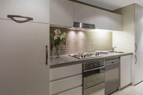 Apartments @ 16 Holdfast - Accommodation Cooktown 7