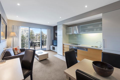 Apartments @ 16 Holdfast - Accommodation Cooktown 5