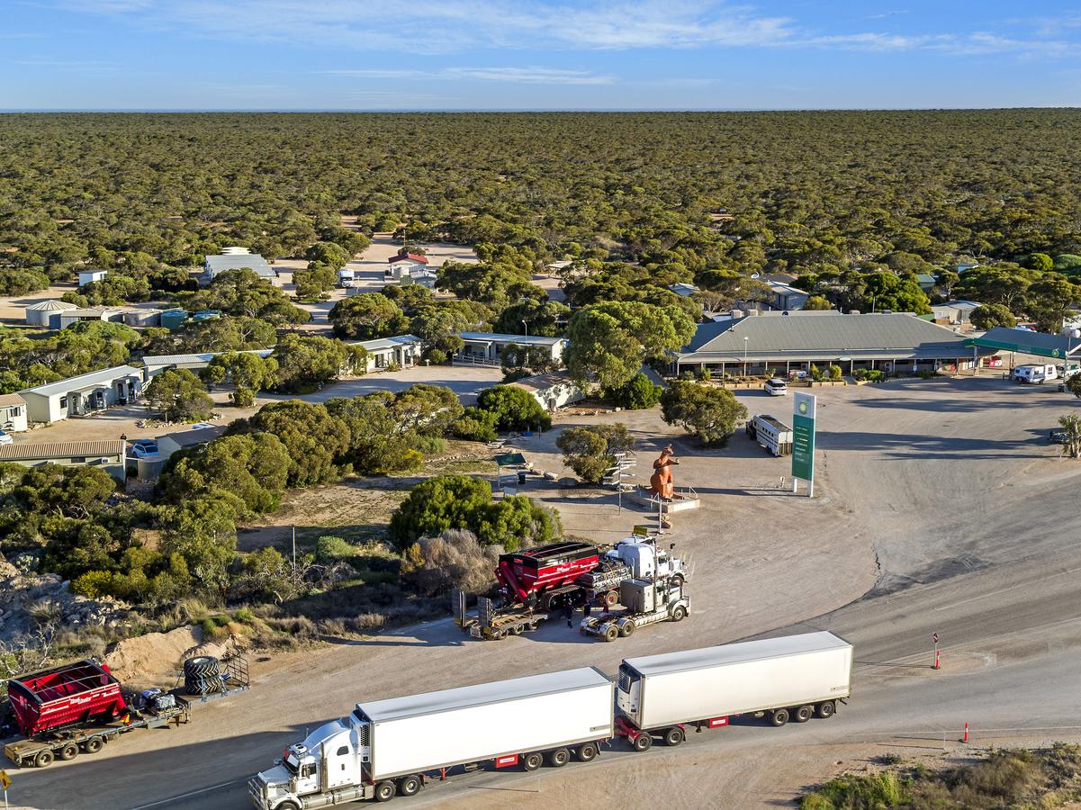 Nullarbor SA Accommodation Cooktown