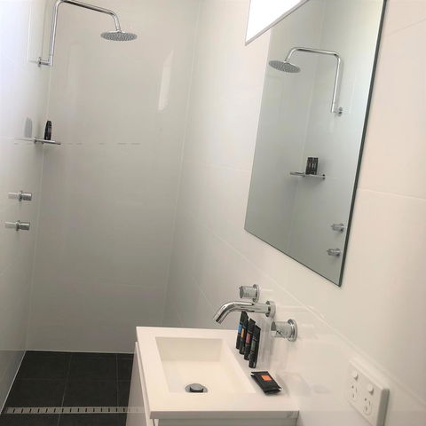 The Avenue Inn - Accommodation Cooktown 18