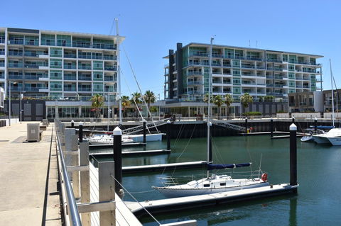 Breakwater Apartment - Accommodation Cooktown 1