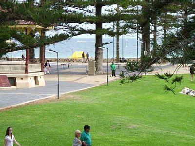 Parkview Apartment - Grandview House & Apartments - Accommodation Cooktown 0
