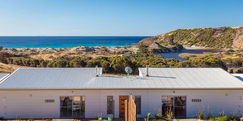 Middle River Beach House, Western House - Accommodation Cooktown 14