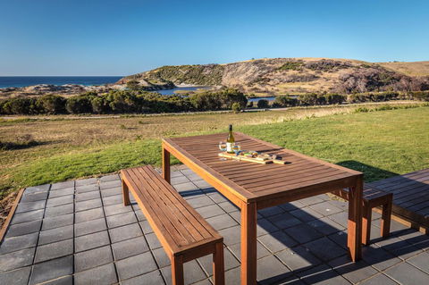 Middle River Beach House, Western House - Accommodation Cooktown 18