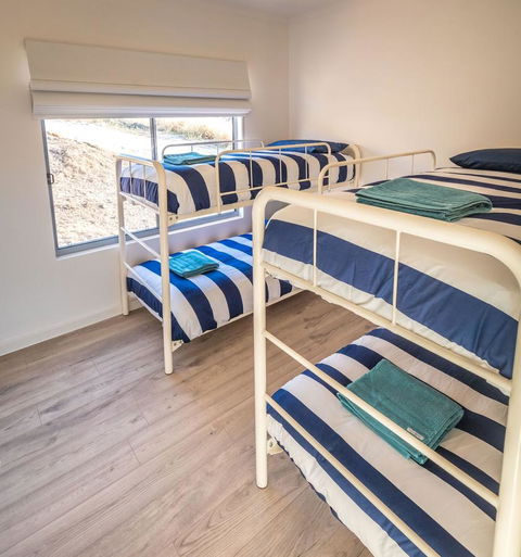 Middle River Beach House, Western House - Accommodation Cooktown 11