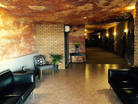 The Lookout Cave Underground Motel - Accommodation Cooktown 18