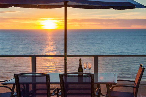 Adelaide Luxury Beach House - Accommodation Cooktown 7