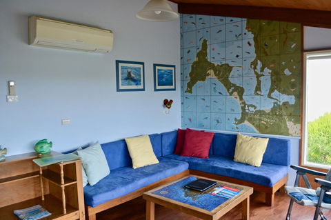 Dolphinview - Accommodation Cooktown 4