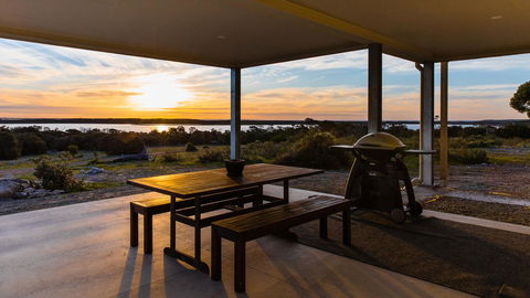 Southern Ocean Lookout - Accommodation Cooktown 12