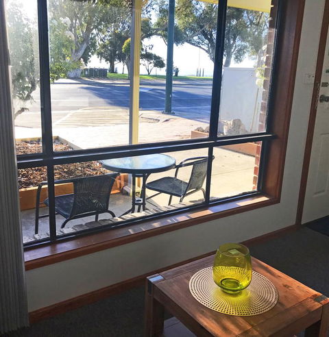 Lake Albert Motel - Accommodation Cooktown 3
