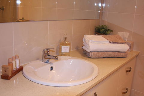 C And C Tanunda - Accommodation Cooktown 7