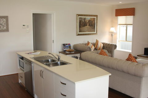 C And C Tanunda - Accommodation Cooktown 12