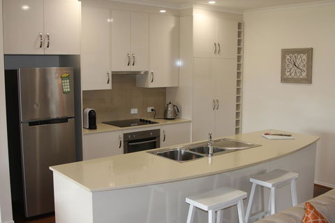 C And C Tanunda - Accommodation Cooktown 2