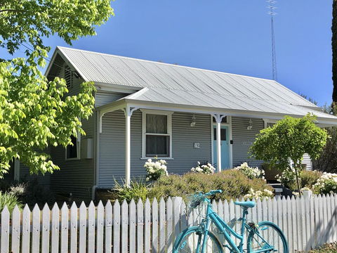 Jack\'s House B&B Clare - Accommodation Cooktown 1