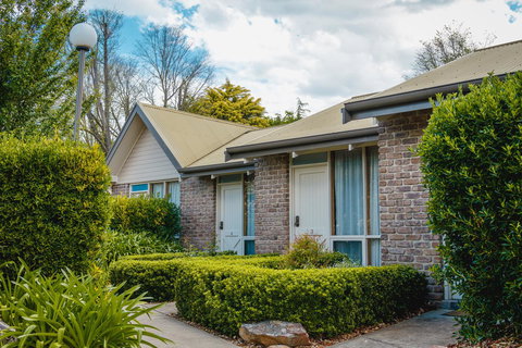 The Lodge By Manna - Accommodation Cooktown 11