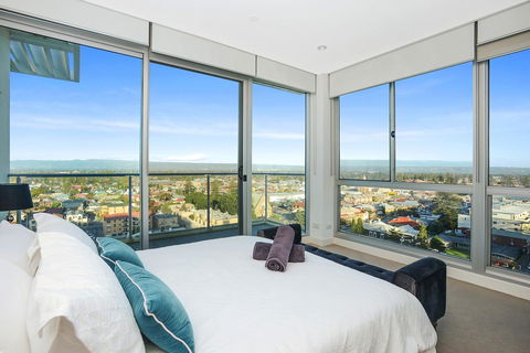 Glenelg Skyline Penthouse - Accommodation Cooktown 43
