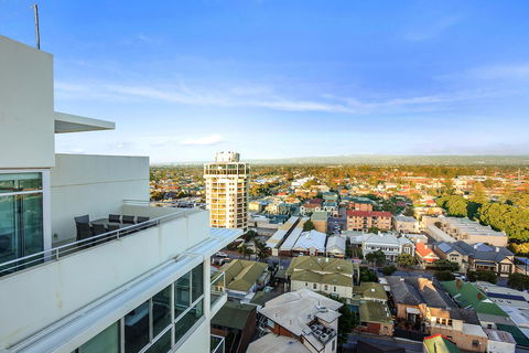 Glenelg Skyline Penthouse - Accommodation Cooktown 17