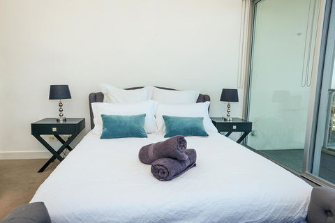 Glenelg Skyline Penthouse - Accommodation Cooktown 20
