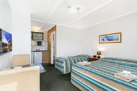 The Ocean Crest - Accommodation Cooktown 16