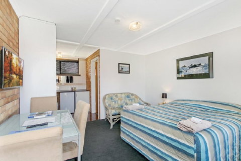 The Ocean Crest - Accommodation Cooktown 17