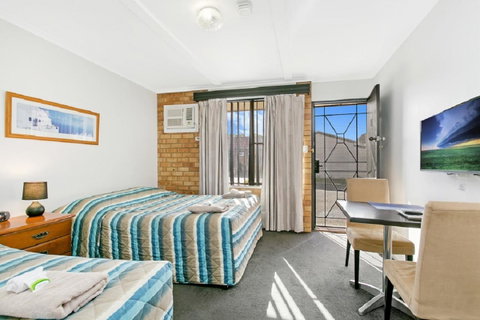 The Ocean Crest - Accommodation Cooktown 14
