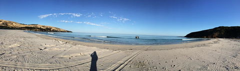 Middle River Beach House - East & West House - Accommodation Cooktown 18