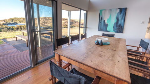 Middle River Beach House - East & West House - Accommodation Cooktown 8