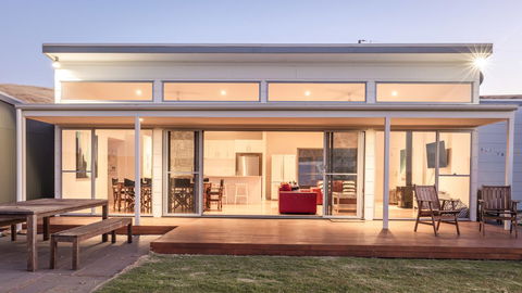 Middle River Beach House - East & West House - Accommodation Cooktown 7