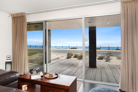 Esplanade Escape - Accommodation Cooktown 29