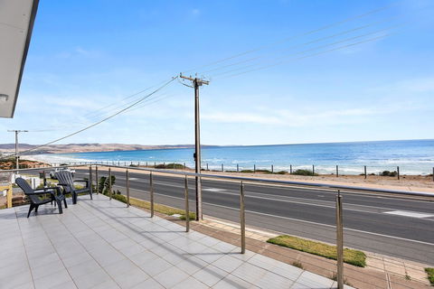 Esplanade Escape - Accommodation Cooktown 16