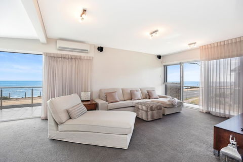 Esplanade Escape - Accommodation Cooktown 17