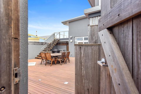 Esplanade Escape - Accommodation Cooktown 9