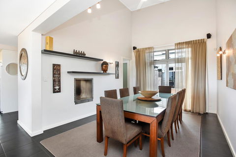 Esplanade Escape - Accommodation Cooktown 21
