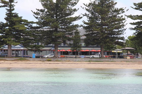 Grand Tasman Hotel - Accommodation Cooktown 35