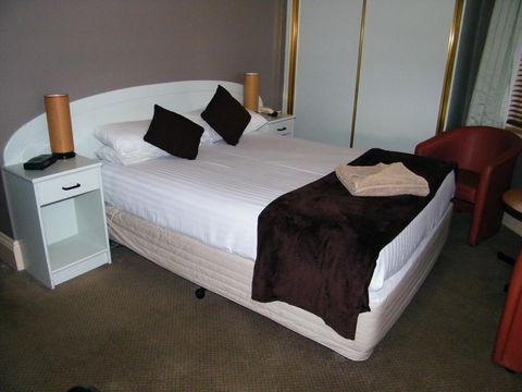 Grand Tasman Hotel - Accommodation Cooktown 23
