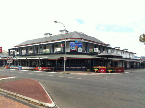 Grand Tasman Hotel - Accommodation Cooktown 0