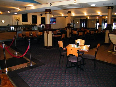 Grand Tasman Hotel - Accommodation Cooktown 2