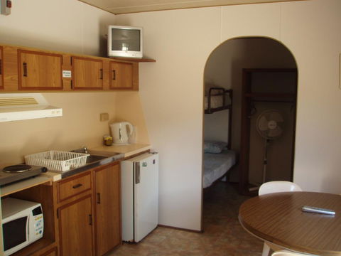 Lakeside Tourist Park - Accommodation Cooktown 16