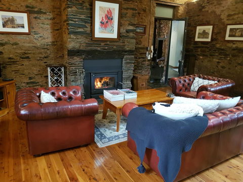 William Hunt's Retreat - Cypress Studio - Accommodation Cooktown 7