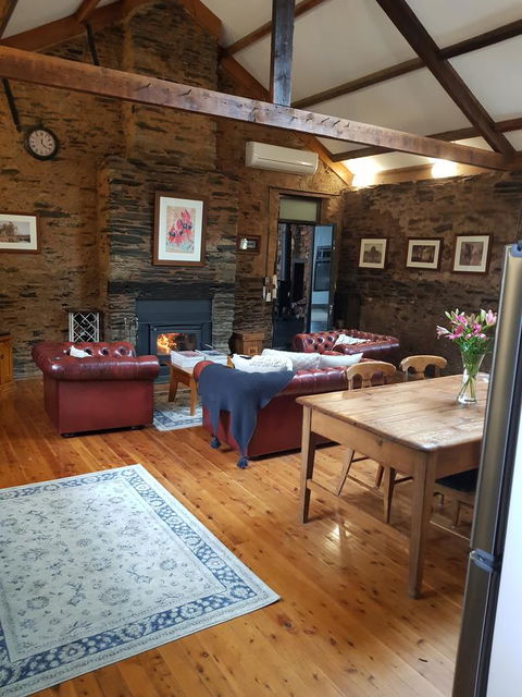 William Hunt's Retreat - Cypress Studio - Accommodation Cooktown 9