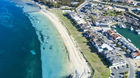 Mariners Cay Apartment - Accommodation Cooktown 2