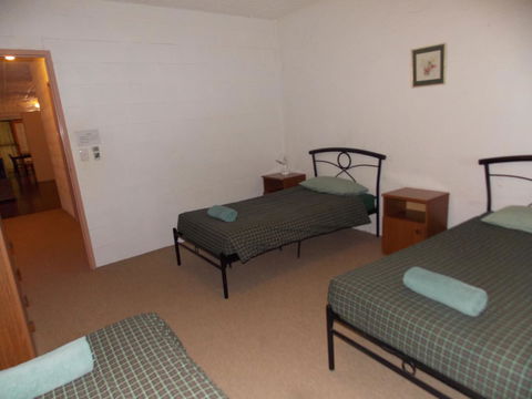 Desert View Apartments - Accommodation Cooktown 2