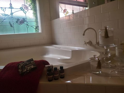 Fernweh Guesthouse - Accommodation Cooktown 6